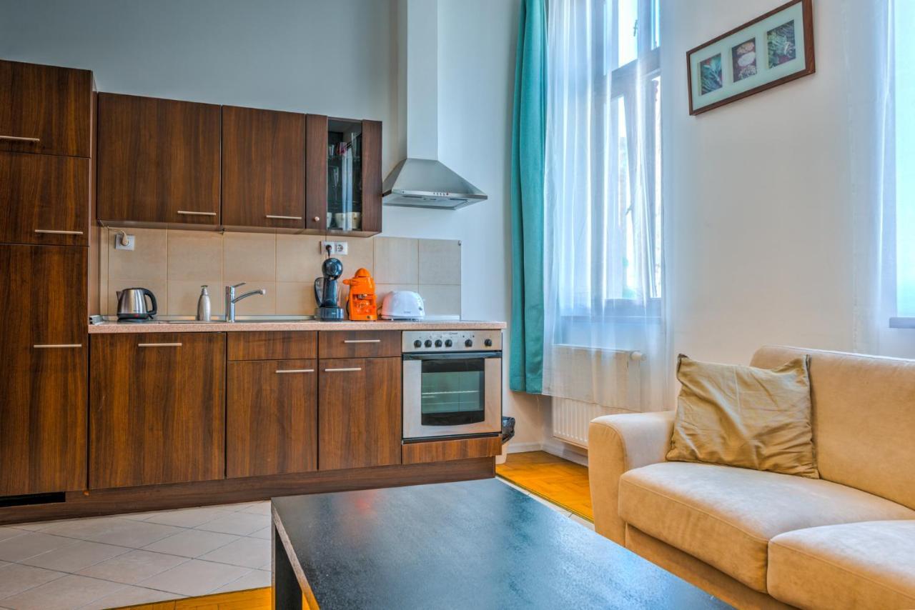 Center Apartment