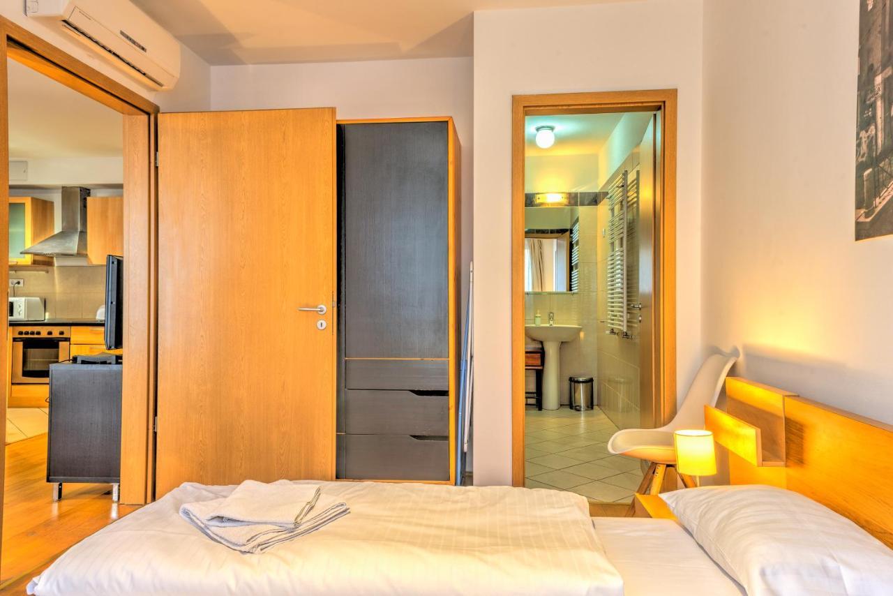 Apartment Center